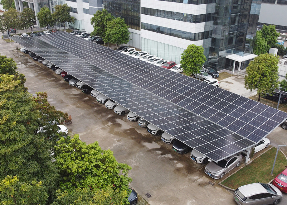 防水防曬還能充電！這個(gè)“光伏+車棚”絕了！
